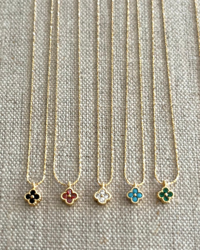 Collier fil d’or Trèfle